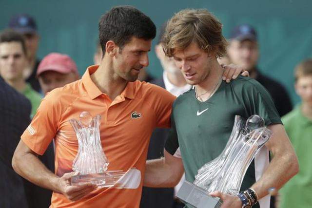 他对比赛的 他对比赛的