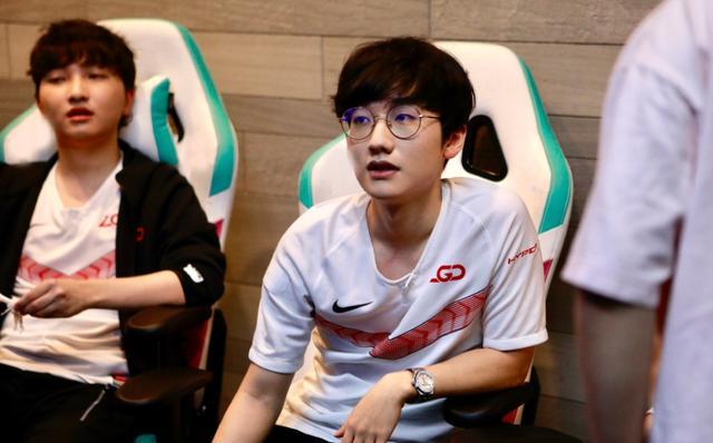 他超然于数 他超然于数